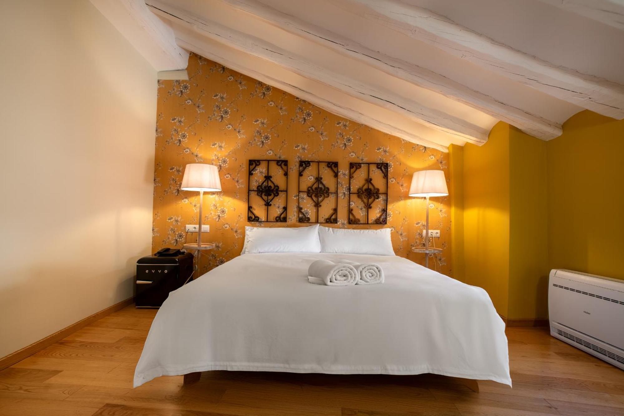 Hotel-Boutique By Gonzalo Sesma Cervera del Río Alhama エクステリア 写真